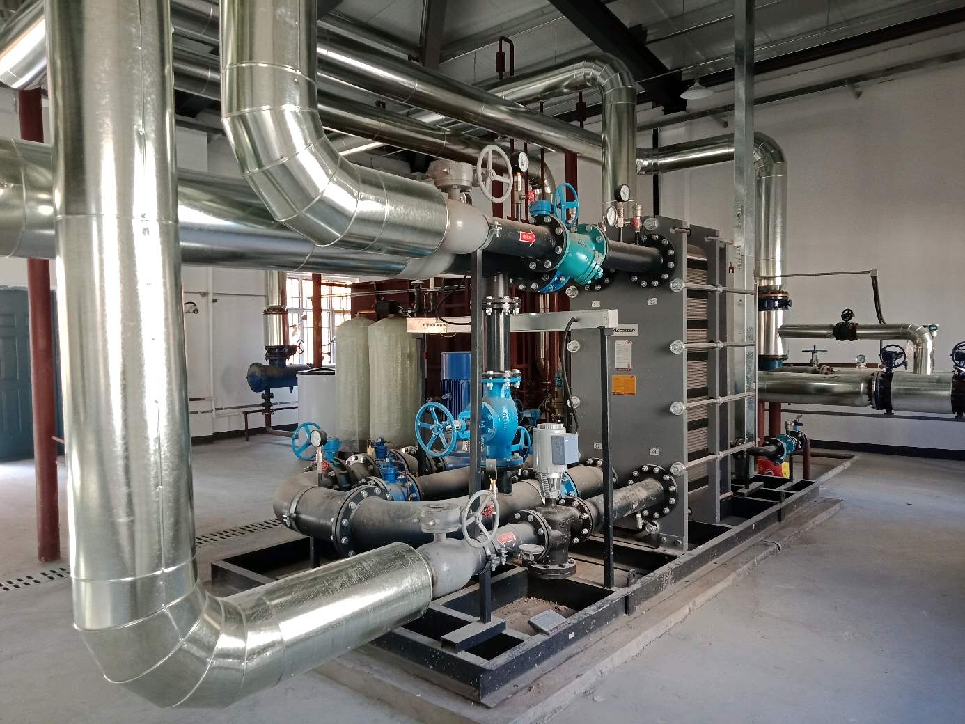 A . 內蒙古呼和浩特森警住宅